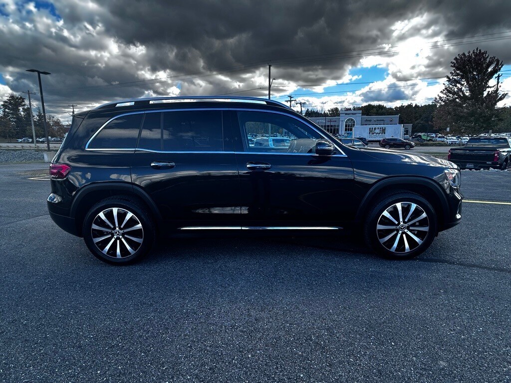 2021 Mercedes Benz GLB 250 4MATIC photo 3