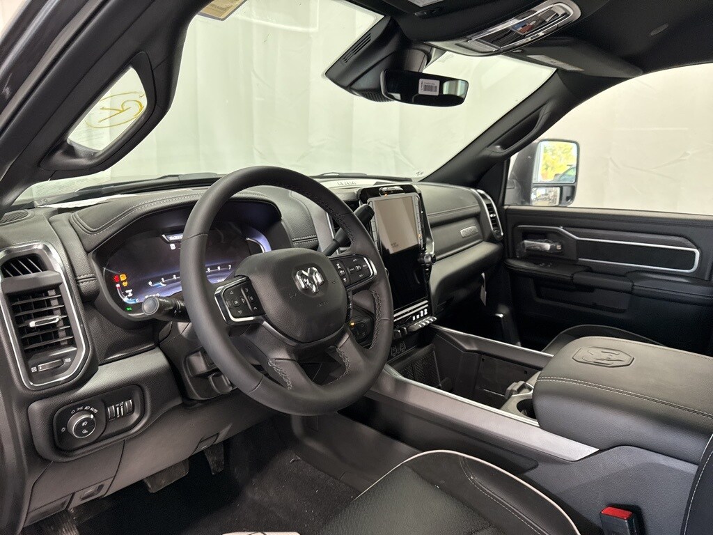 2025 Ram 2500 Laramie photo 3