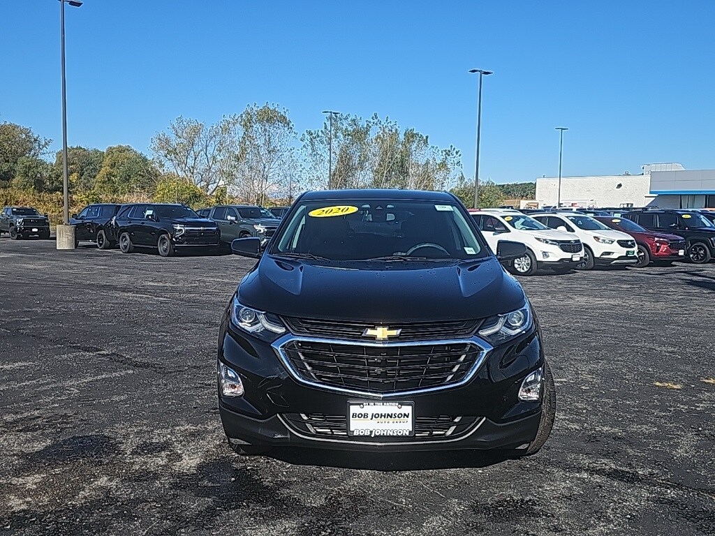 2020 Chevrolet Equinox LT photo 3