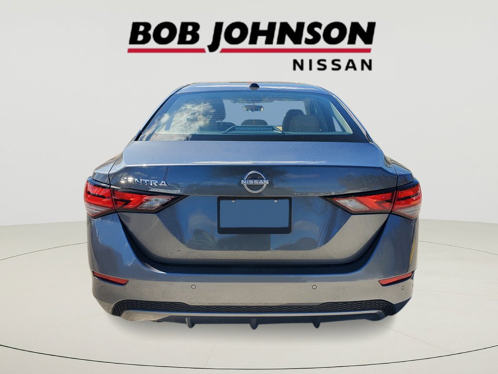 2025 Nissan Sentra SV photo 4