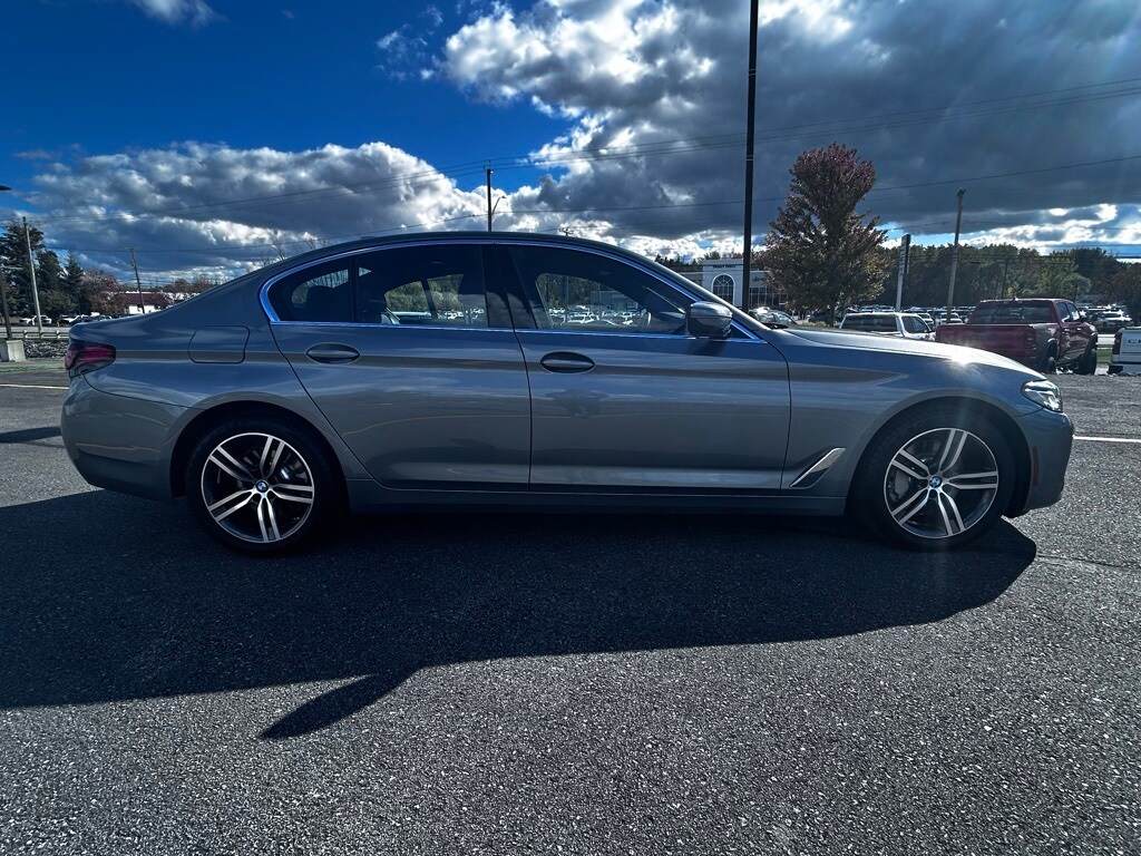 2023 Bmw 530i xDrive photo 2