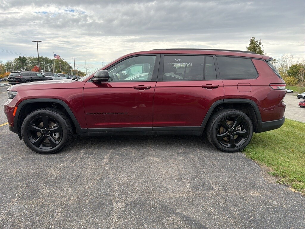 Used 2023 Jeep Grand Cherokee L Altitude SUV