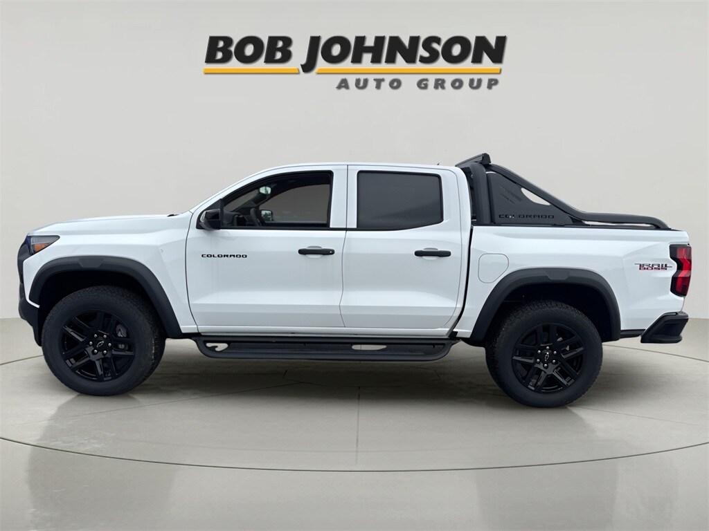 2025 Chevrolet Colorado Trail Boss photo 4