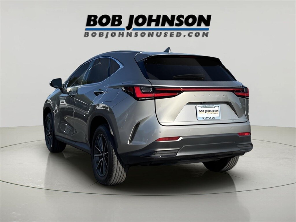 2025 Lexus NX 350 Premium photo 4