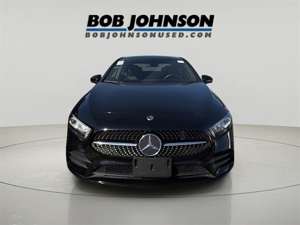 2022 Mercedes Benz A 220 4MATIC photo 3