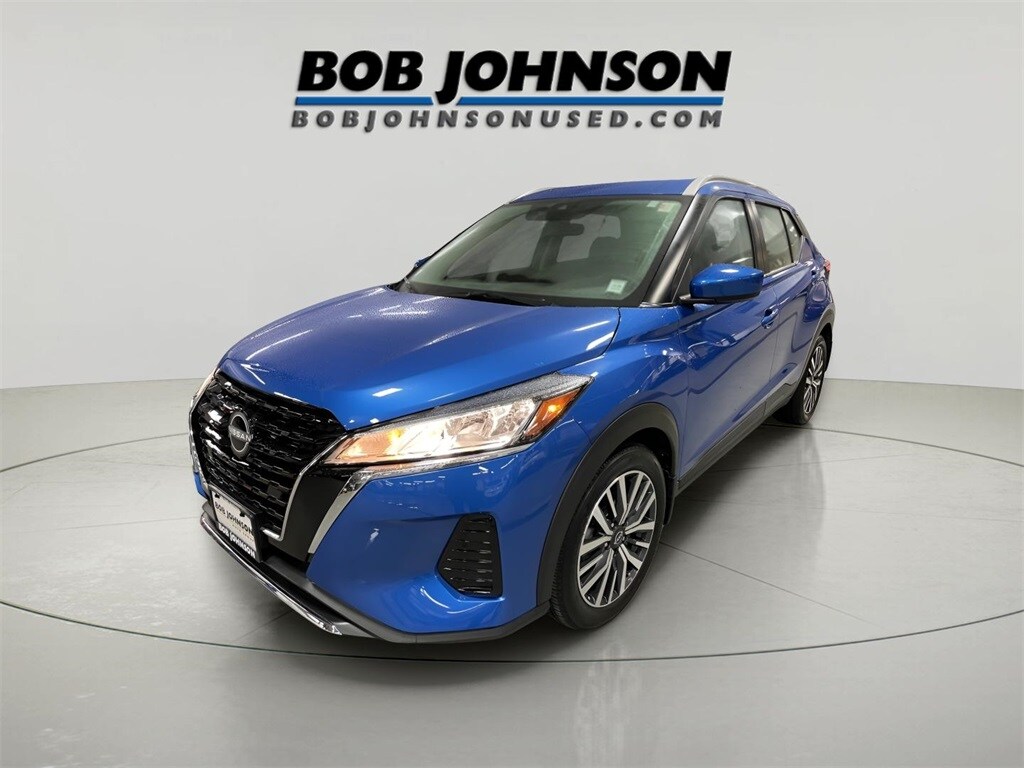 2023 Nissan Kicks SV photo 2