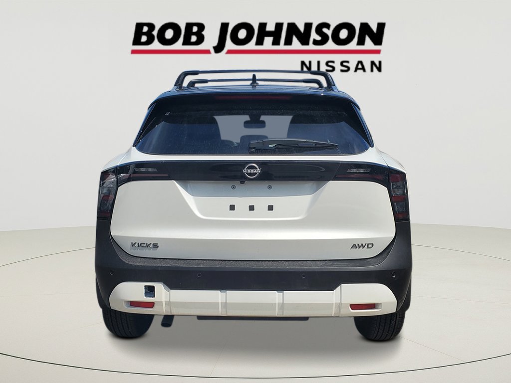 2026 Nissan Kicks SV photo 2
