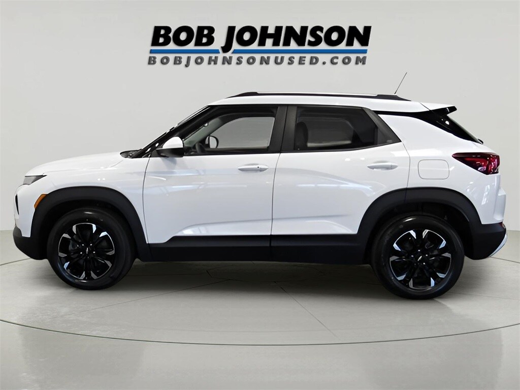 2023 Chevrolet Trailblazer LT photo 3