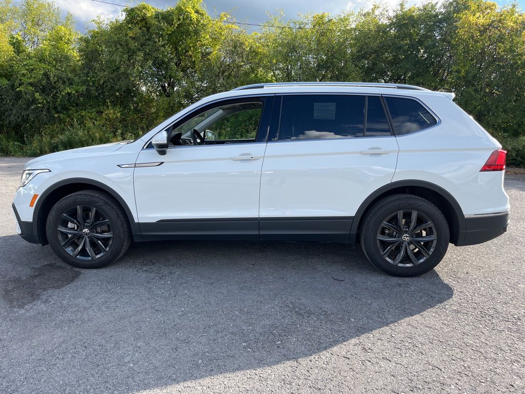 2024 Volkswagen Tiguan SE Wolfsburg Edition photo 4