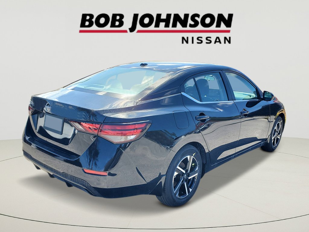 2025 Nissan Sentra SV photo 2