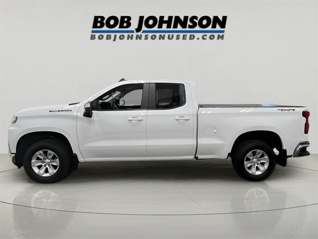 2021 Chevrolet Silverado 1500 LT photo 4