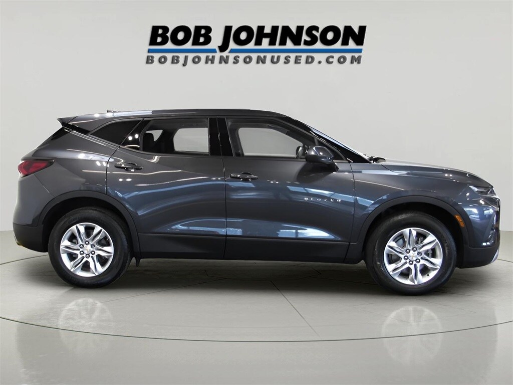 2022 Chevrolet Blazer 2LT photo 2