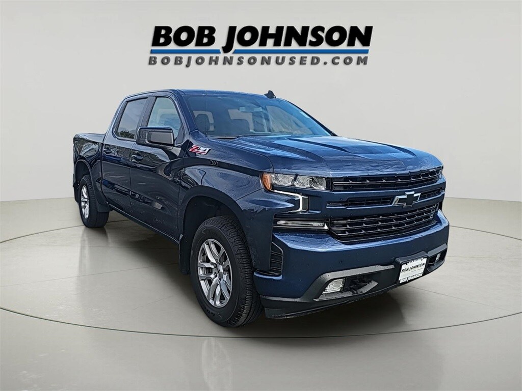 2022 Chevrolet Silverado 1500 RST photo 2