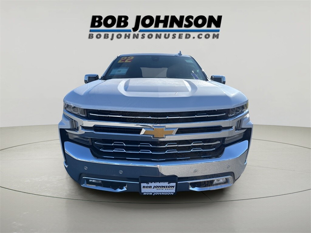 2022 Chevrolet Silverado 1500 LTZ photo 2
