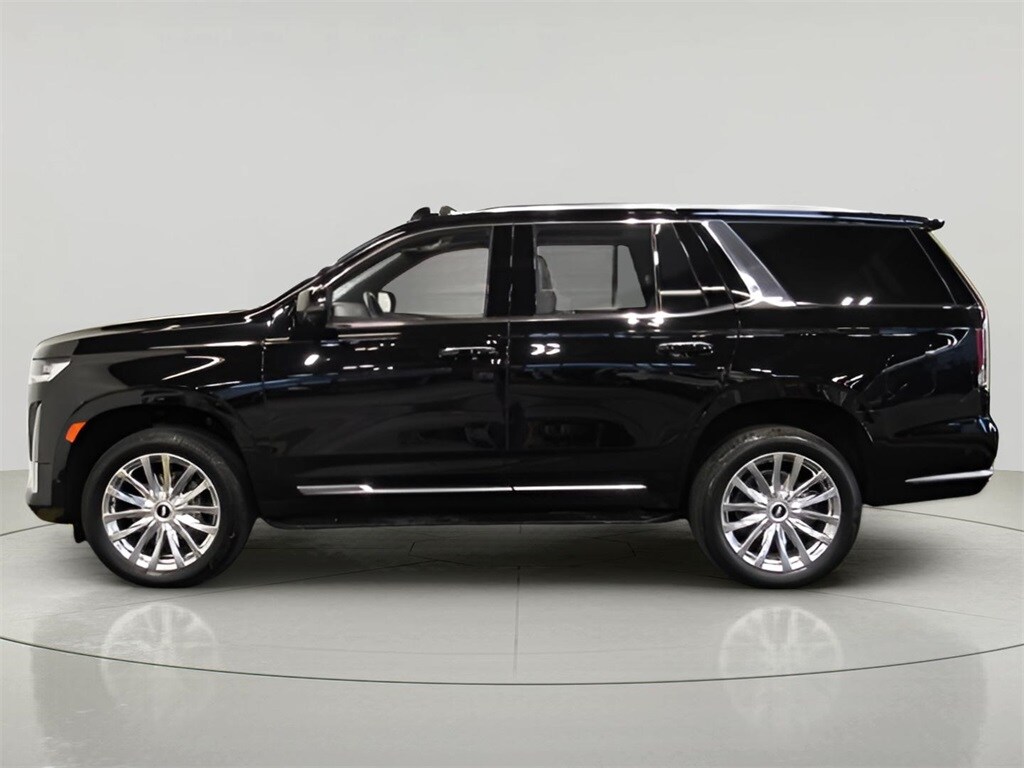 2024 Cadillac Escalade Premium Luxury photo 3