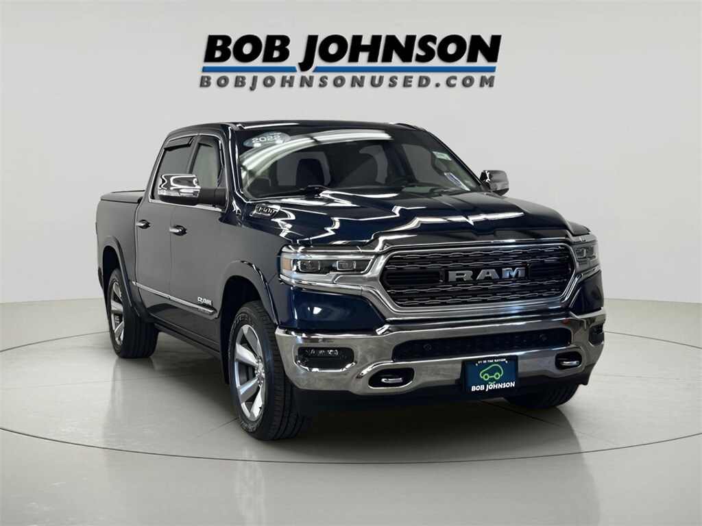2022 Ram 1500 Limited photo 3