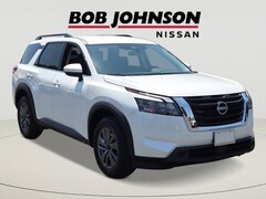2025 Nissan Pathfinder SV SUV