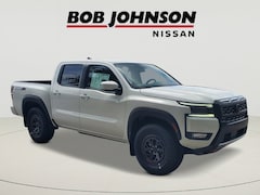 2025 Nissan Frontier PRO-4X Truck Crew Cab