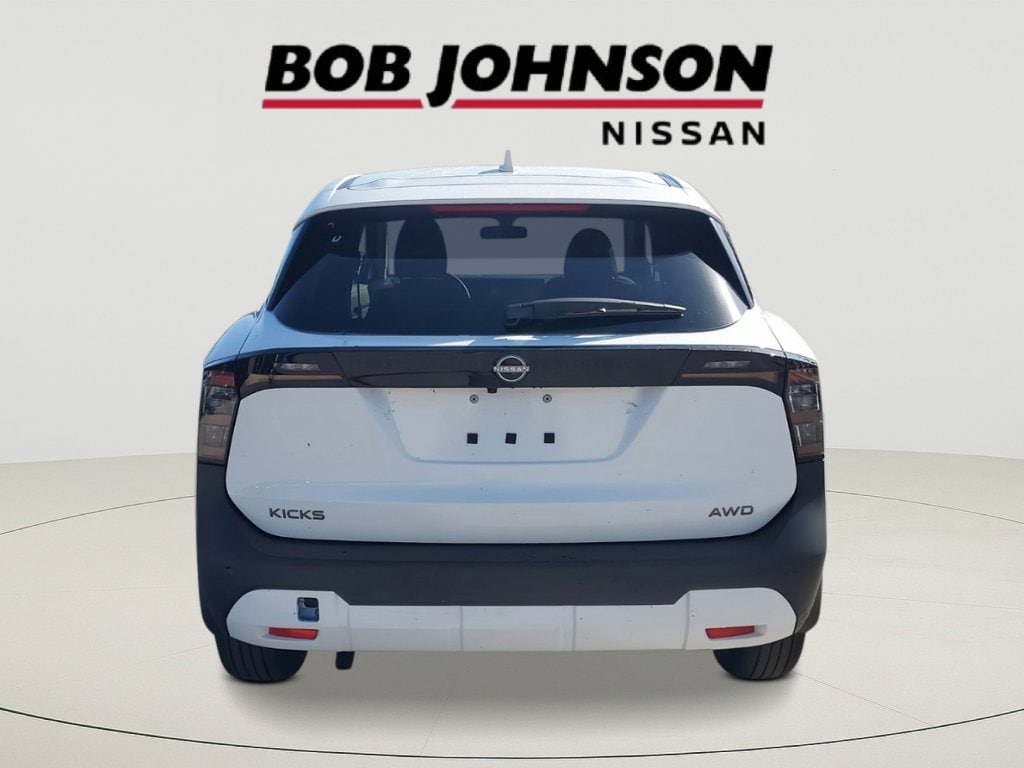 New 2026 Nissan Kicks SV SUV