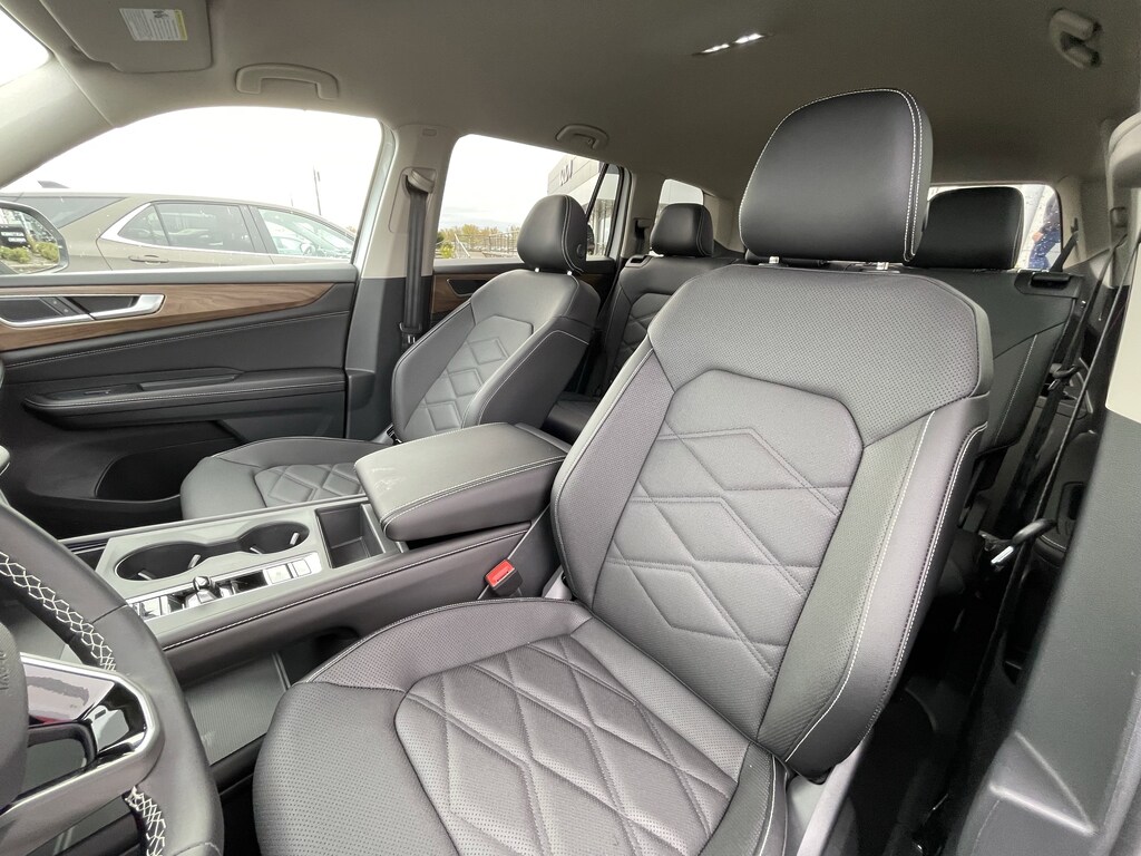 New 2026 Volkswagen Atlas 2.0T SE SUV