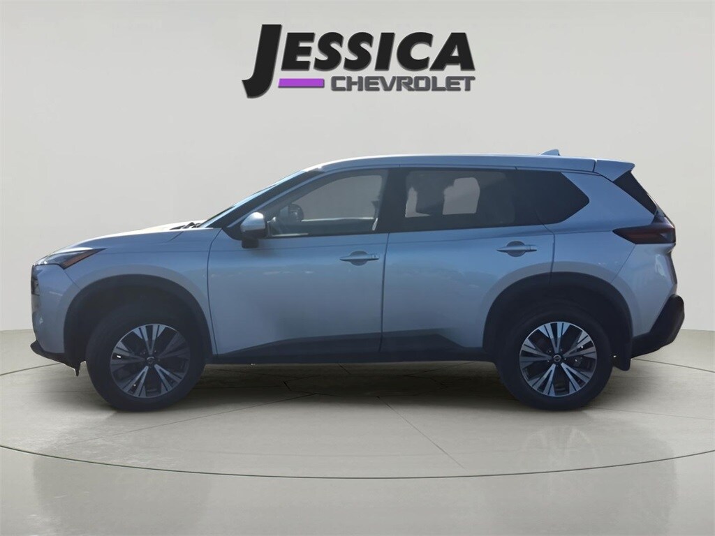 2021 Nissan Rogue SV photo 4