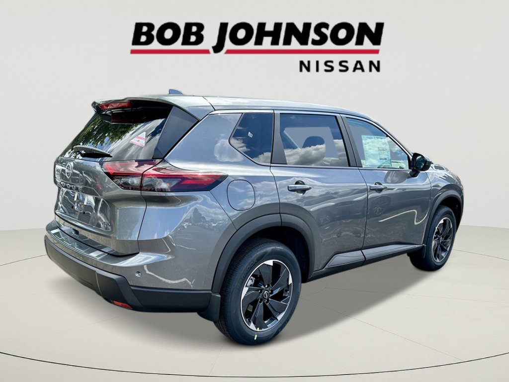 2026 Nissan Rogue SV photo 2