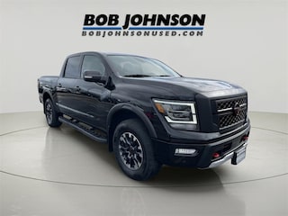 2023 Nissan Titan PRO-4X Truck