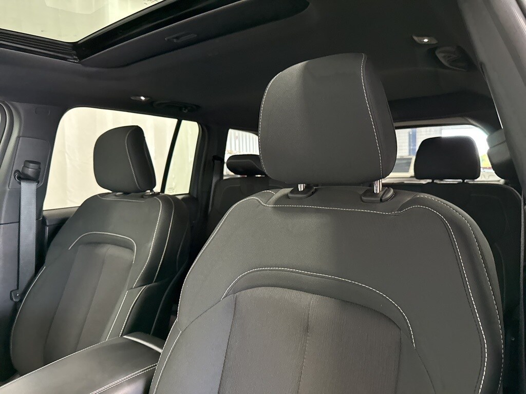 2024 Jeep Grand Cherokee Laredo photo 4