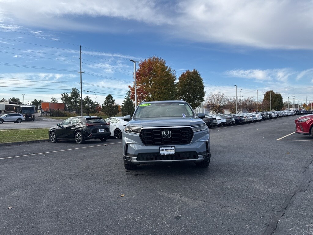 Used 2024 Honda Pilot Touring SUV