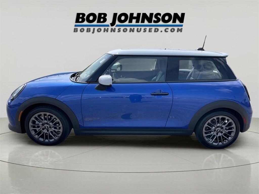 2025 Mini Cooper 2 Door Hardtop S photo 3