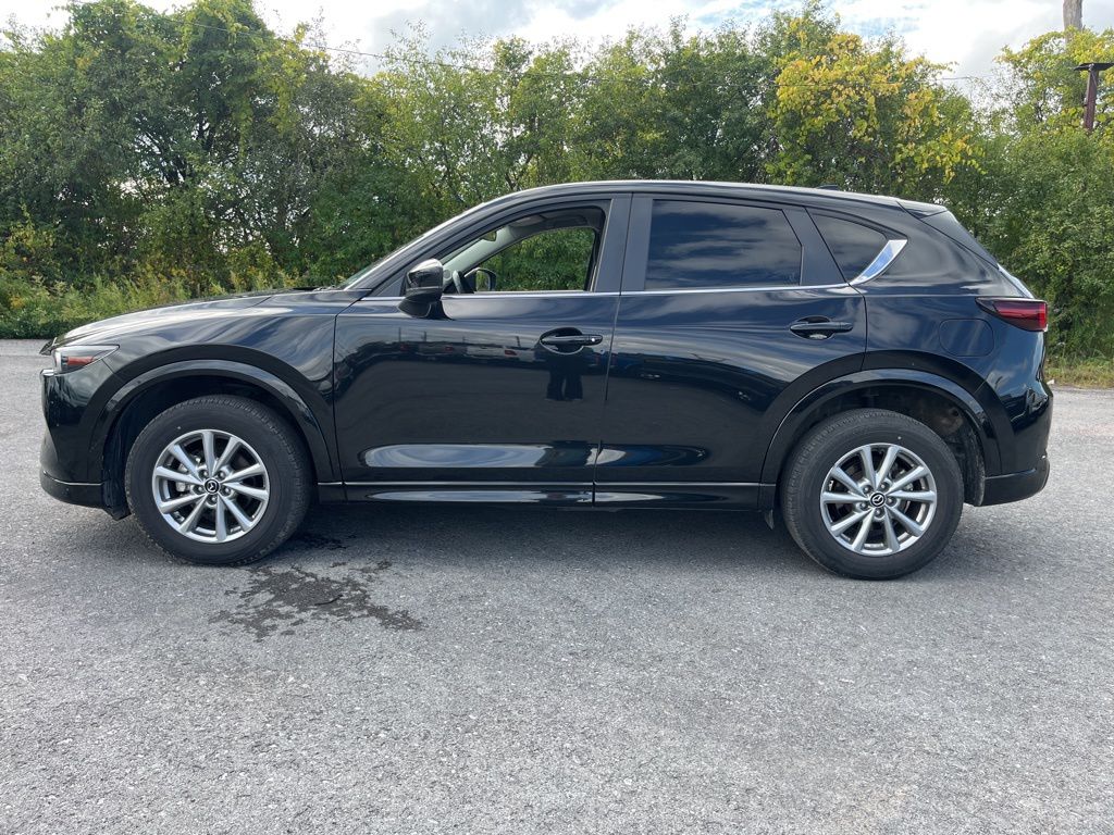 2024 Mazda CX-5 2.5 Select photo 4