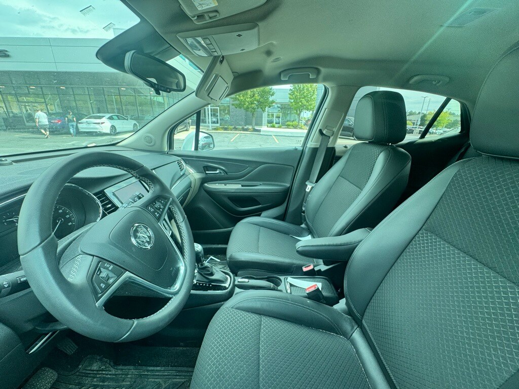 2022 Buick Encore Preferred photo 4