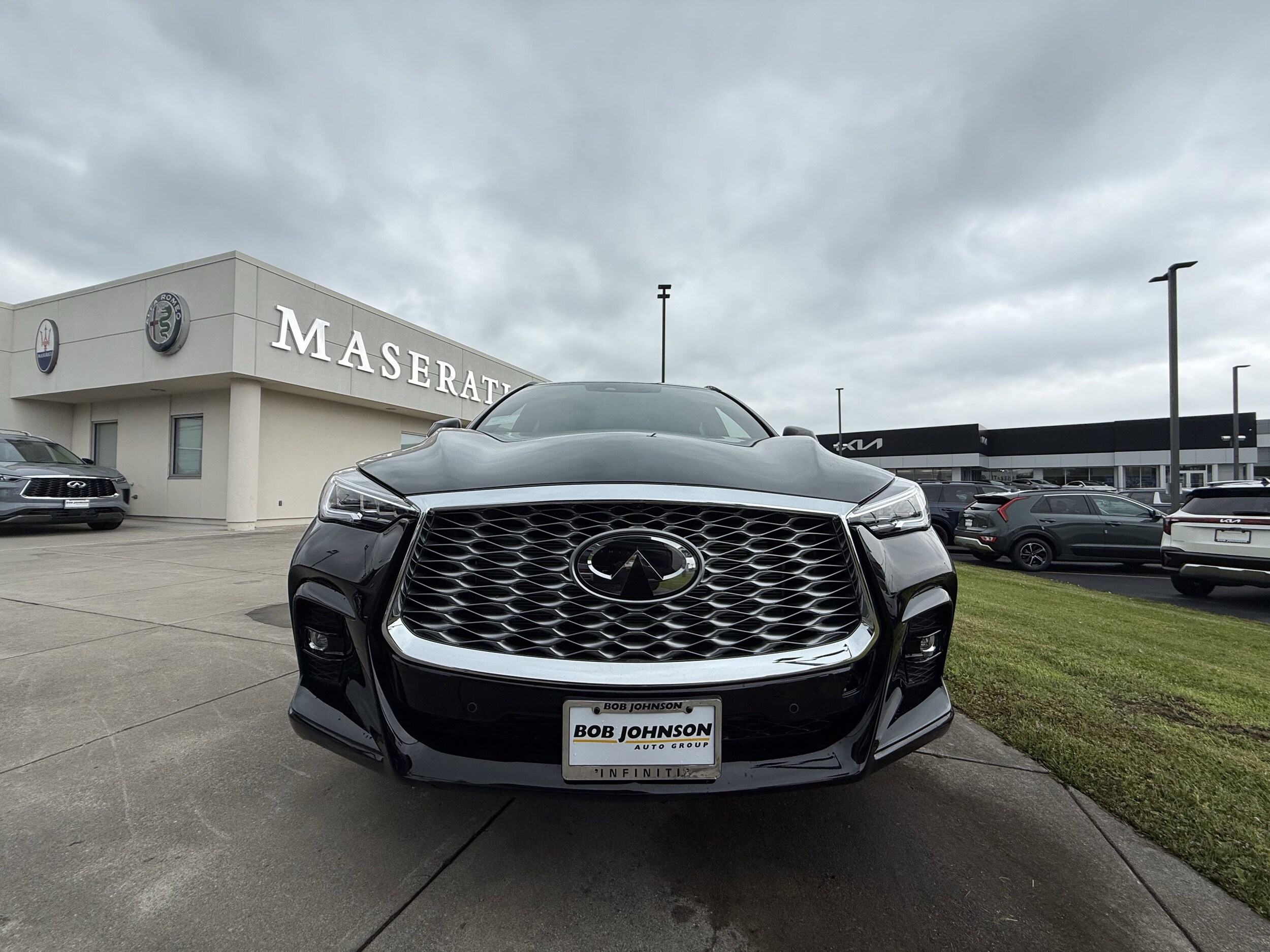 2025 Infiniti QX55 Essential photo 2