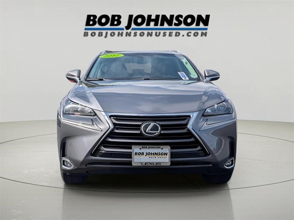 2017 Lexus NX 200t Luxury photo 2