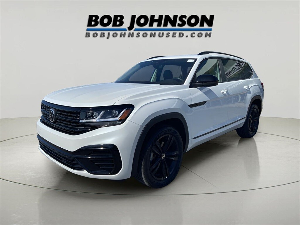 2022 Volkswagen Atlas V6 SEL R-Line photo 3