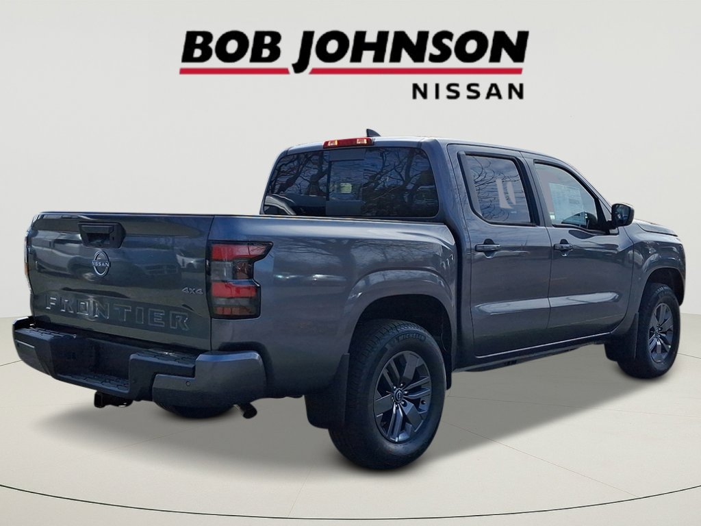 2025 Nissan Frontier SV photo 2