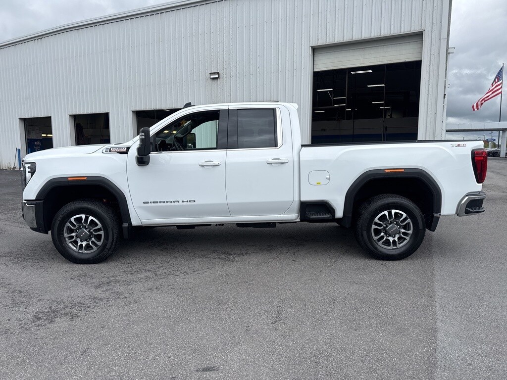 2024 Gmc Sierra HD SLE photo 4