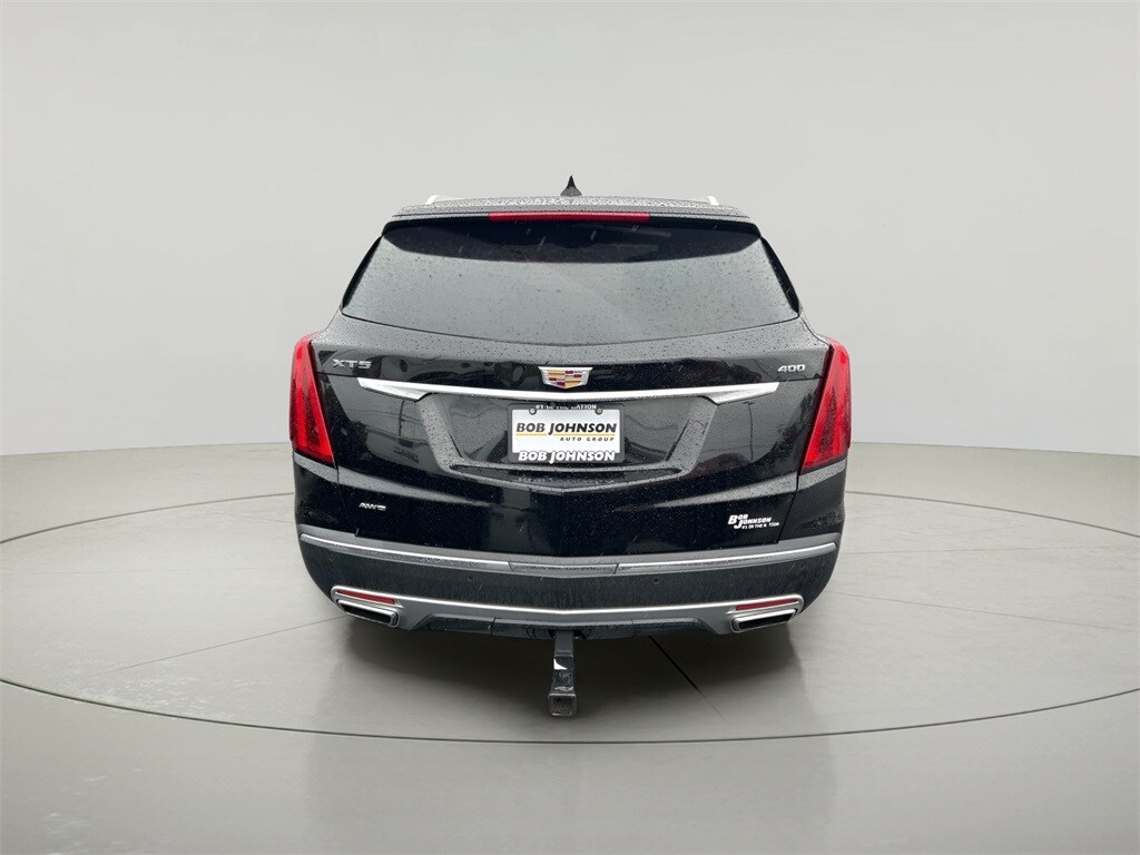 2021 Cadillac XT5 Premium Luxury photo 3