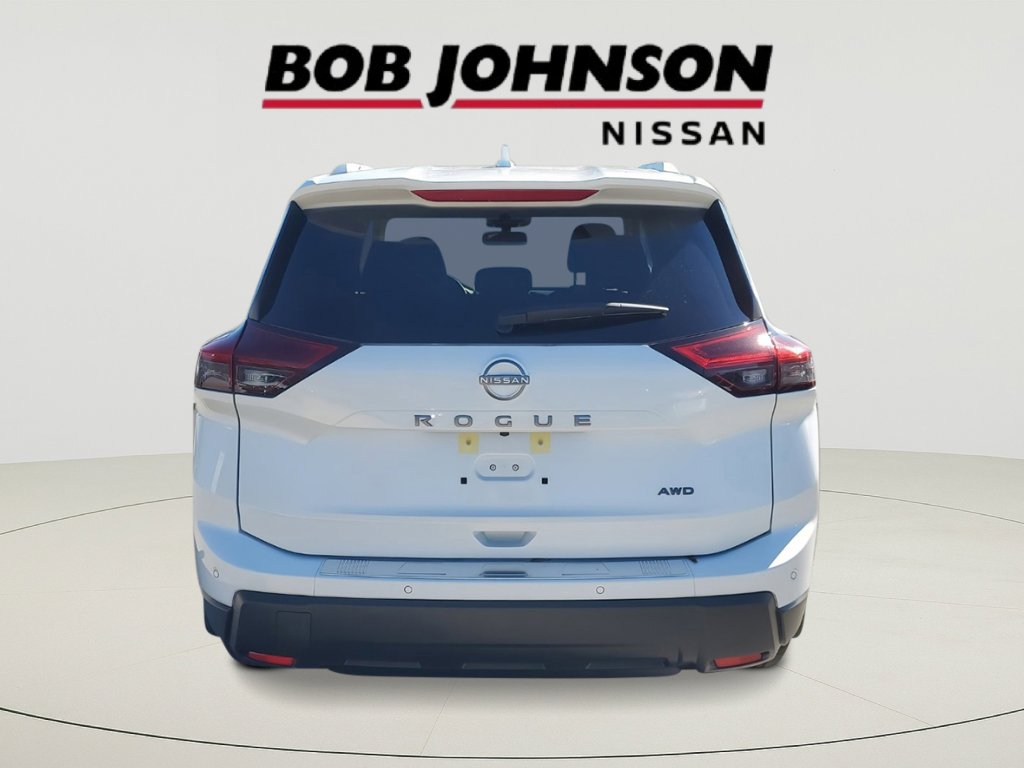 2026 Nissan Rogue SV photo 3