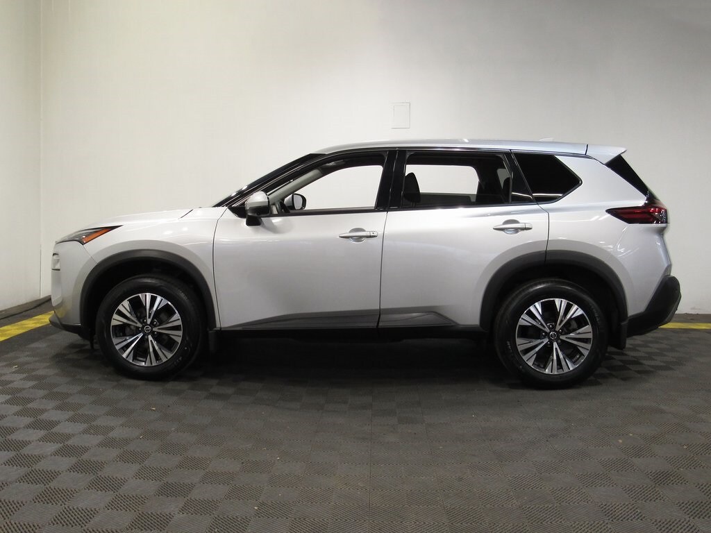 2021 Nissan Rogue SV AWD photo 4