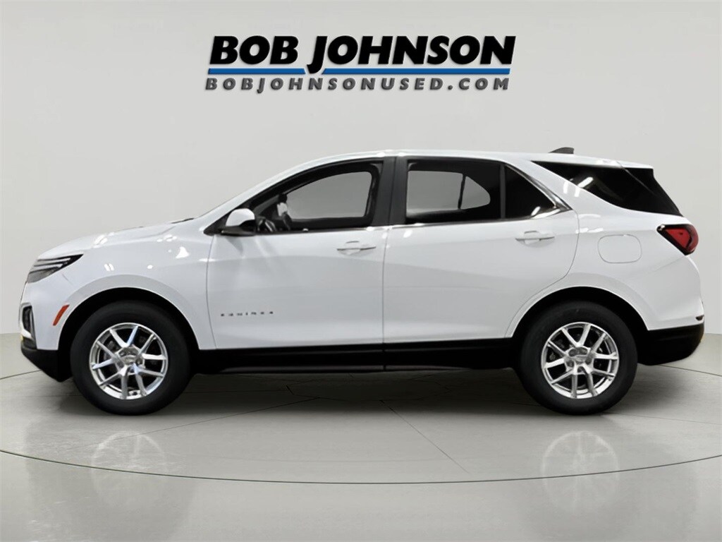 2024 Chevrolet Equinox LT photo 4
