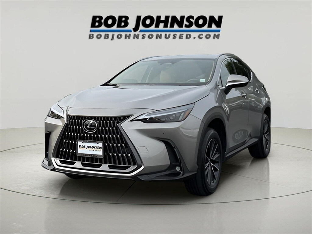 2024 Lexus NX 350h Premium photo 3