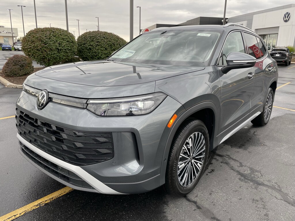 New 2025 Volkswagen Tiguan 2.0T S SUV