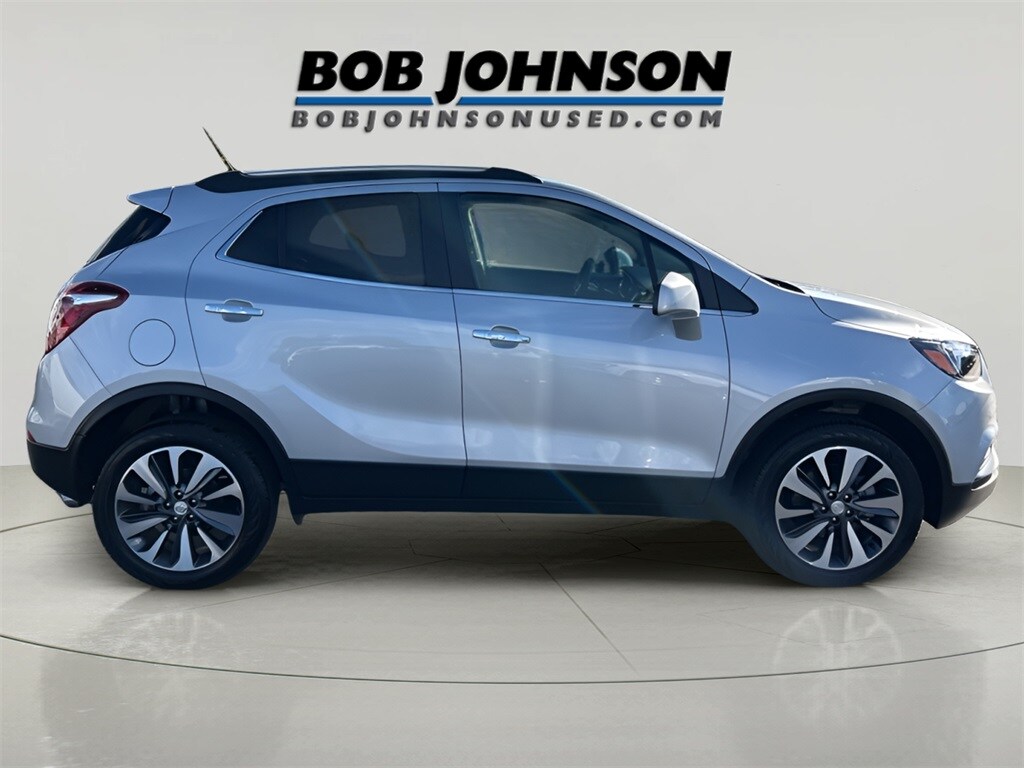 2022 Buick Encore Preferred photo 2