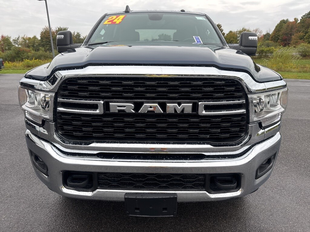 2024 Ram 2500 Big Horn photo 2