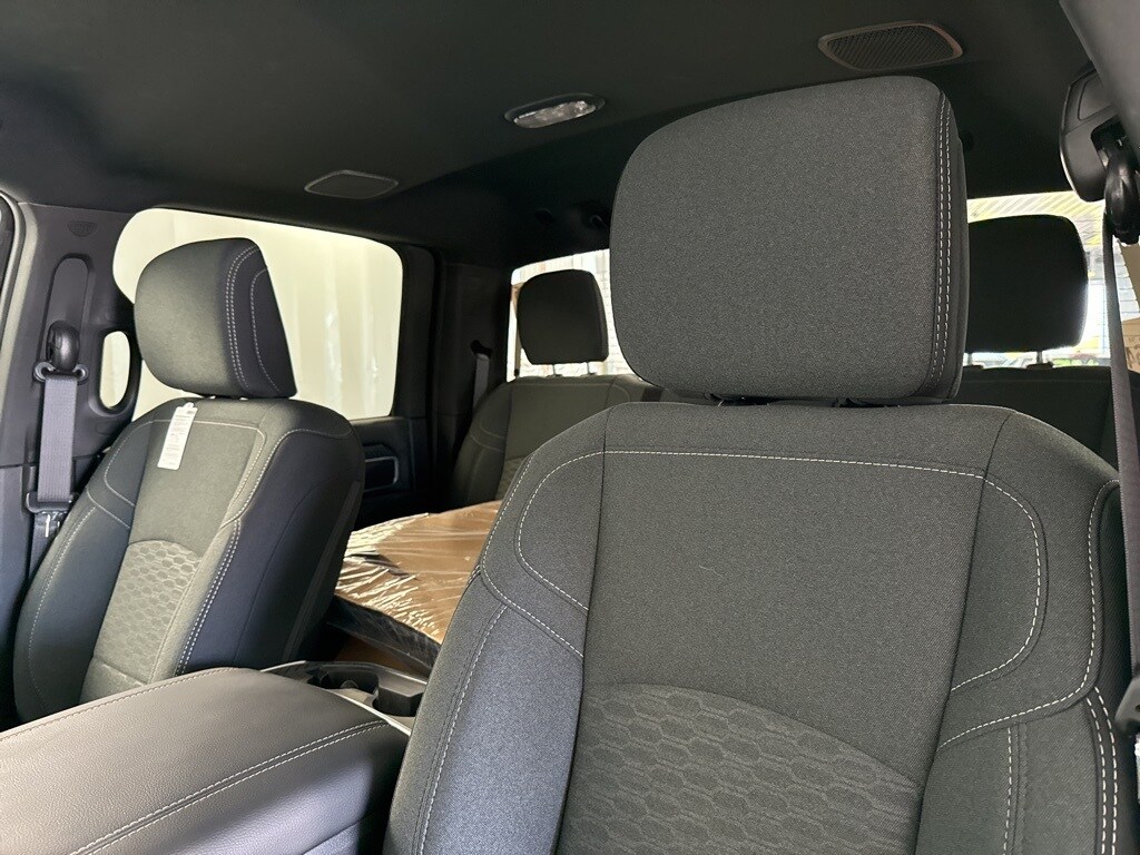 2025 Ram 2500 Big Horn photo 3
