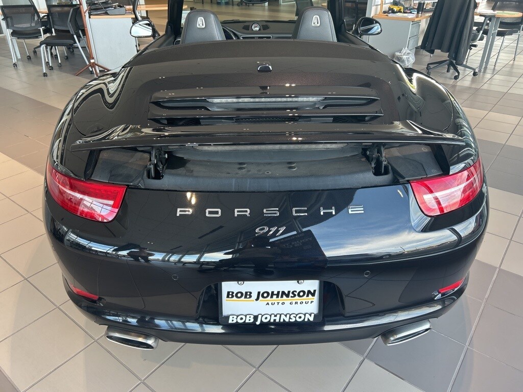 2013 Porsche 911 Cabriolet photo 3