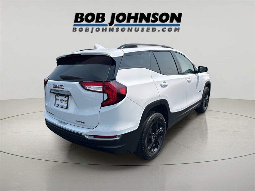 2022 Gmc Terrain AT4 photo 2