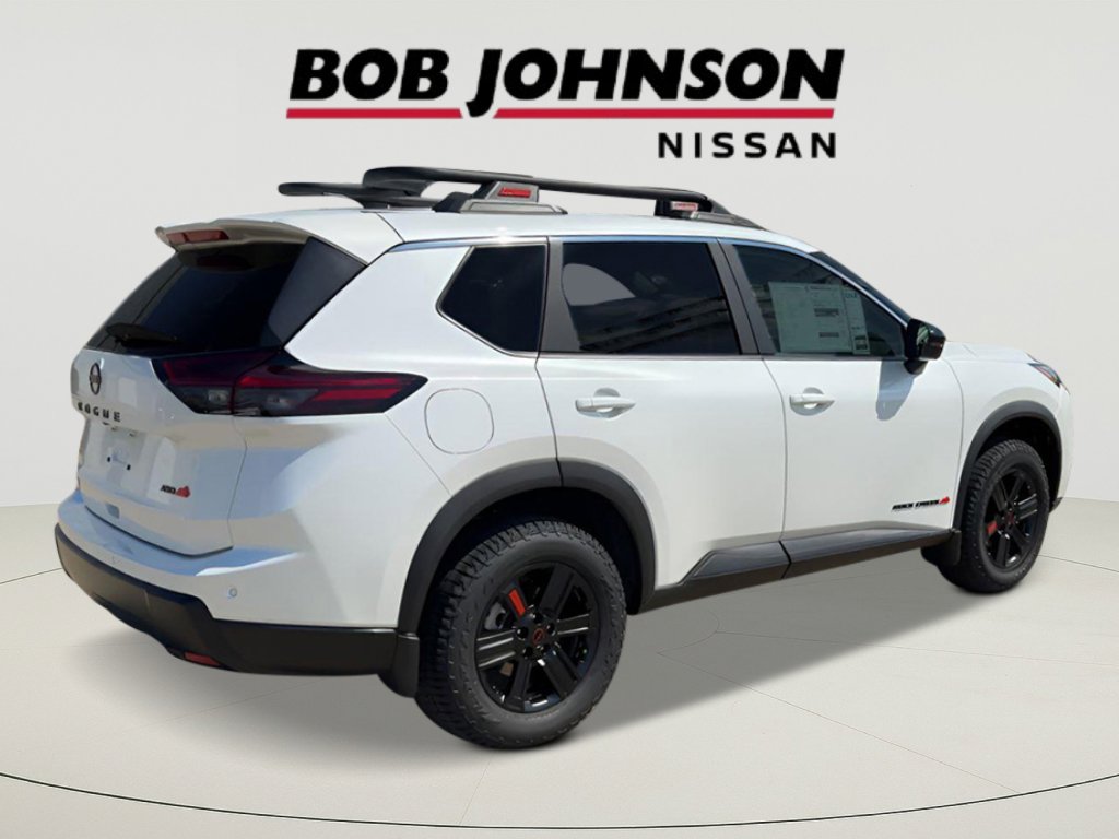 2026 Nissan Rogue SV photo 3