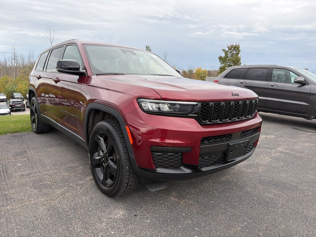 Used 2023 Jeep Grand Cherokee L Altitude SUV